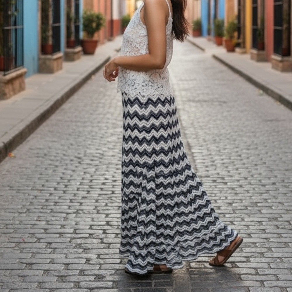 Lapis Black and White Chevron Maxi Skirt crochet  tiered xl